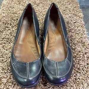 Natural Soul by Naturalizer black slip on shoes